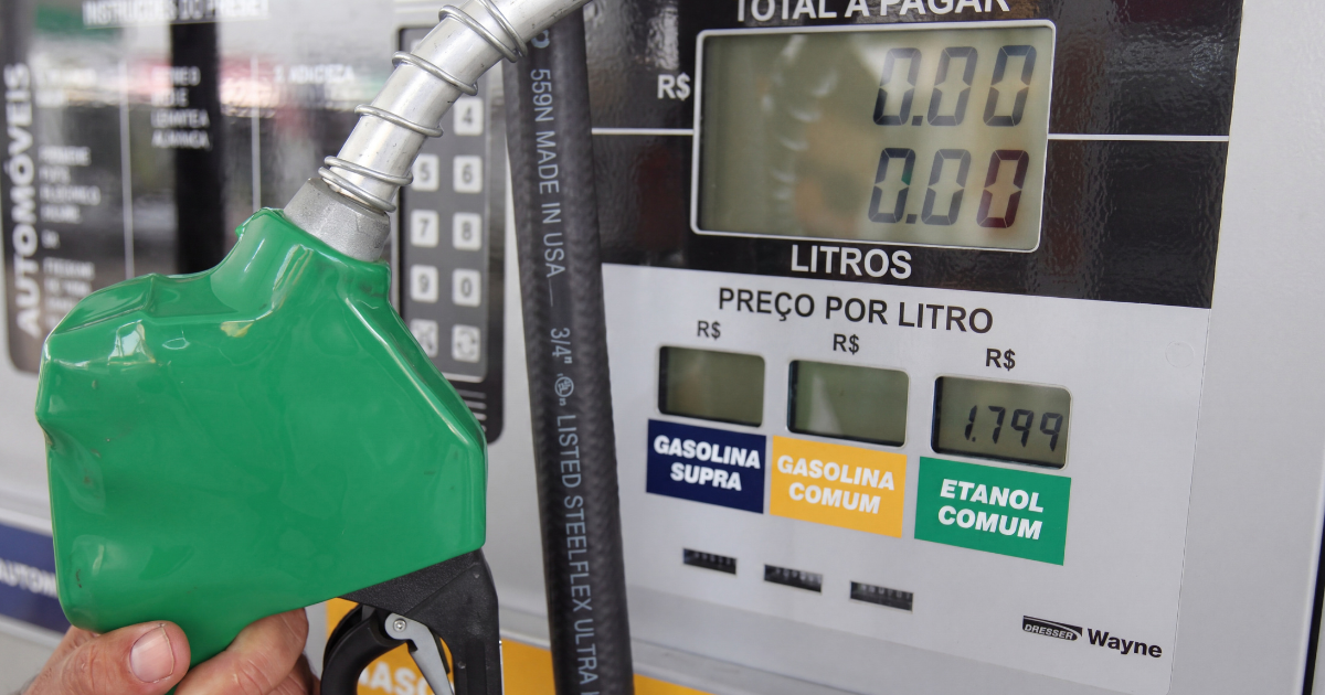 Como Evitar Etiquetas Indicadoras Descascando e Proteger Seu Equipamento de Multas
